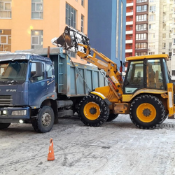 Вывезено порядка 300 куб. м. снега